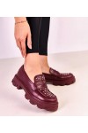 Kaštoniniai moteriški mokasinai, puošti smeigtukais Memolis