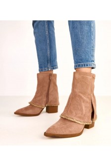 Smėlio spalvos stiletto tipo batai su apsmukusiu "Felicia" batviršiu