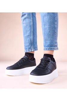 Juodi Sneakers Stiliaus Ant Platformos Avita