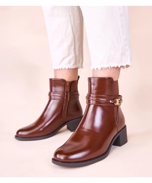 Rudi stiletto batai su dekoratyviniu dirželiu Lilua