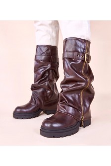 "Ettera" rudi batai su apsmukusia viršutine dalimi