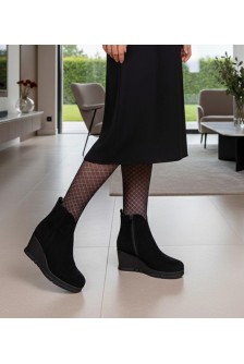 Juodi "Adala" ekologiškos zomšos batai su platforma