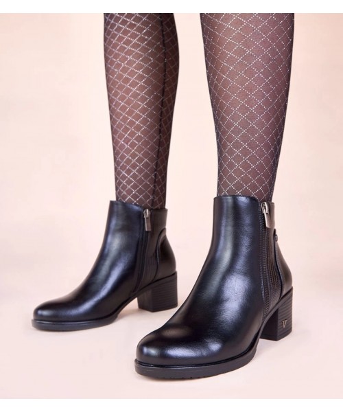 Juodi stiletto batai su dekoratyviniu viršumi Keiria