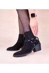 "Ritama" juodi smailianosiai batai su dekoratyvinėmis sagtimis