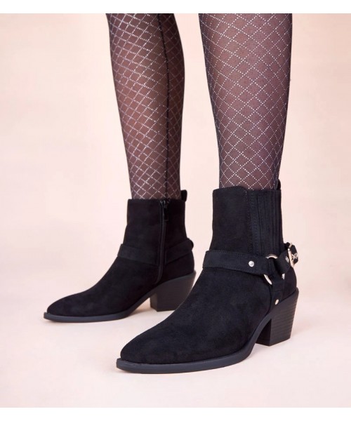 "Ritama" juodi smailianosiai batai su dekoratyvinėmis sagtimis