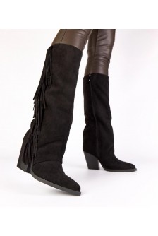 Juodi kaubojiški batai, puošti "Shia" kutais