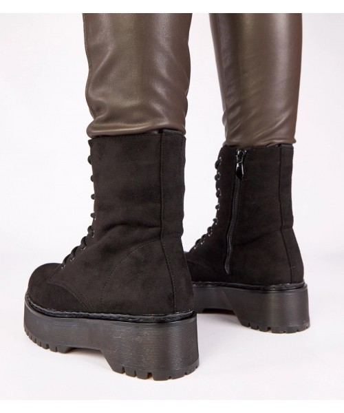 Juodi eko zomšos platforminiai batai iš "Mollie