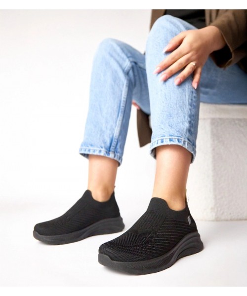 Juodi "Gaia" medžiaginiai šlepetės