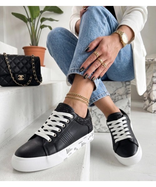 Juodi Sneakers Stiliaus Su Ozdobnymi Wstawkami Layla
