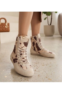 Smėlio spalvos Sneakers Stiliaus Za Kostkę W Krowi Print Pioana