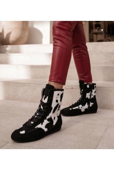 Juoda Sneakers Stiliaus Za Kostkę W Krowi Print Pioana