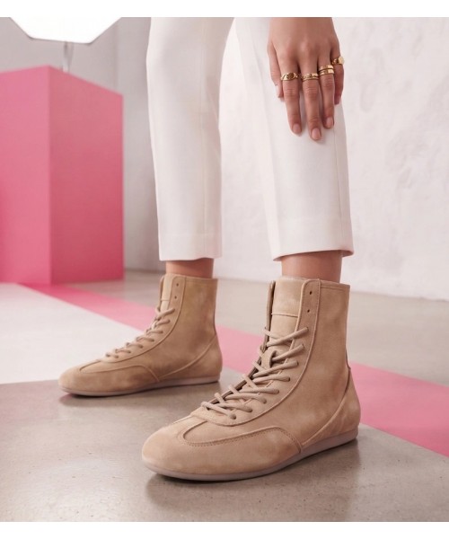 Smėlio spalvos „Sneakers“ stiliaus, su apšiltintu kulkšnies apvadu, „Pioana“